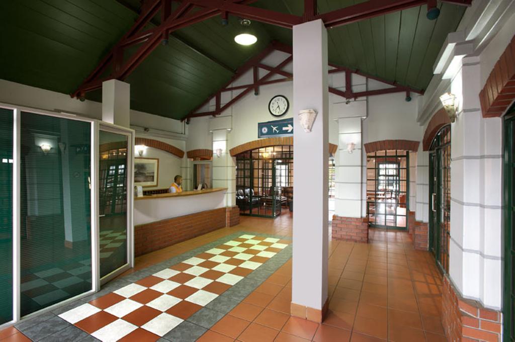 קייפטאון Train Lodge מראה חיצוני תמונה